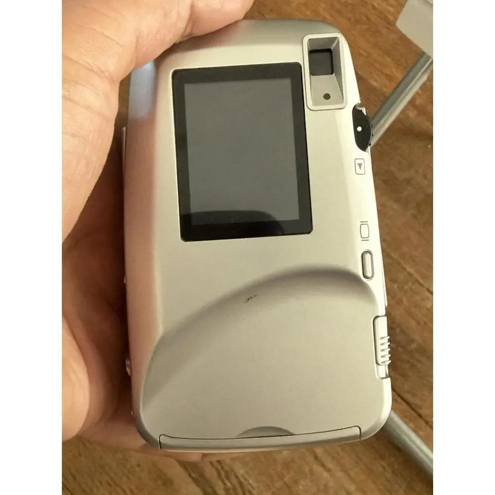 Hp Photosmart 318 Digital Camera Compact Point & Shoot Vintage In The Box